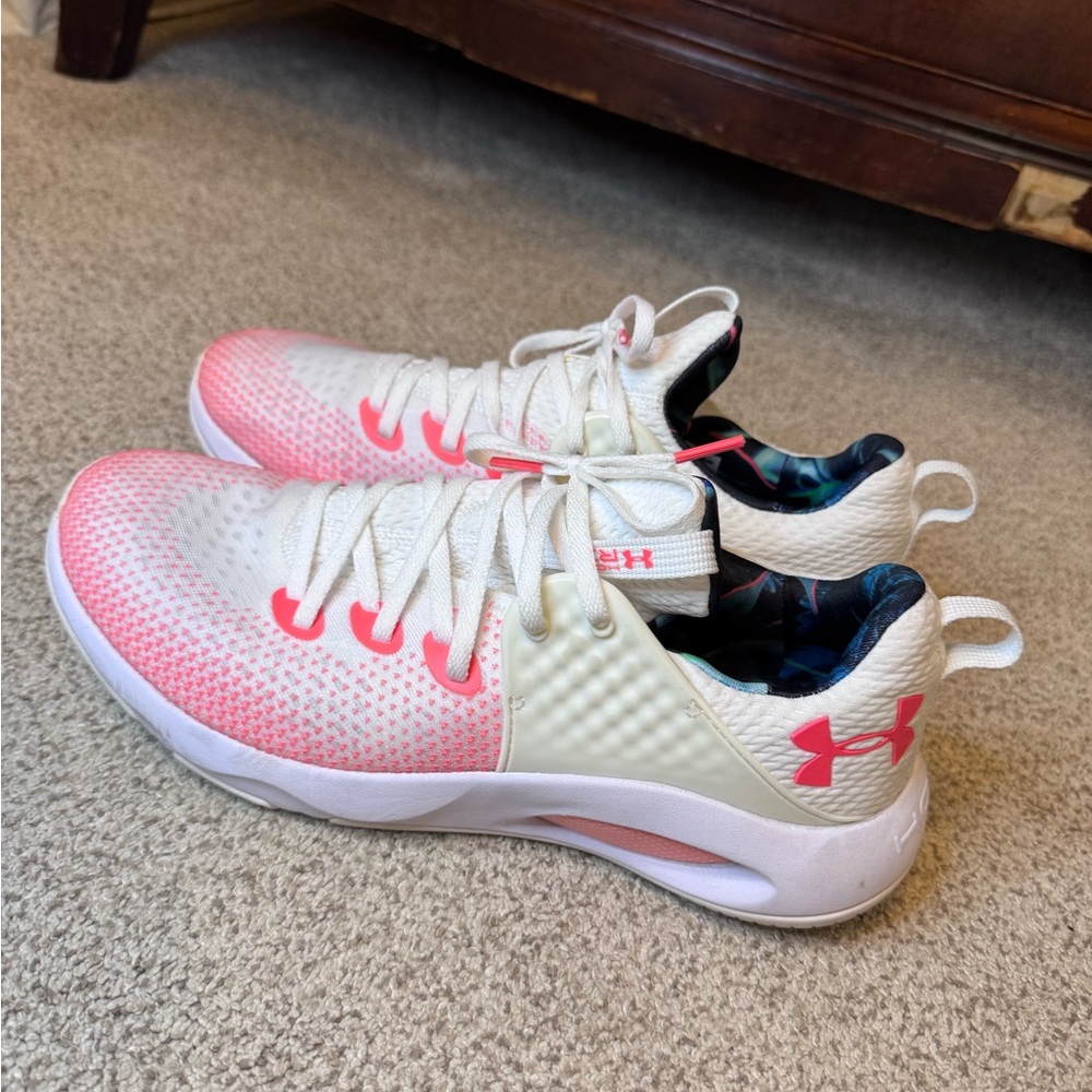 Under Armour size 11